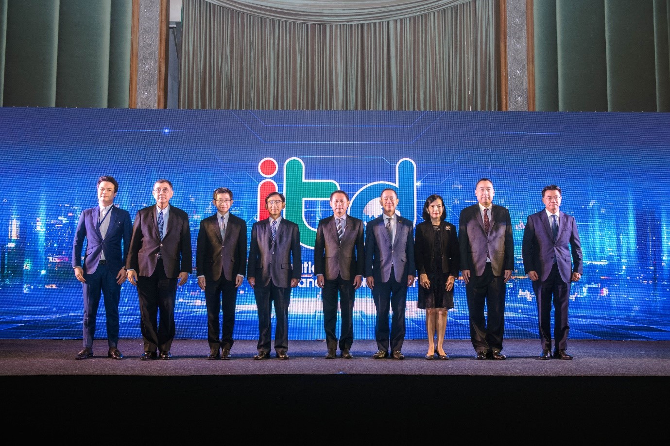 กูรูเศรษฐกิจชี้ ไทยควรเร่งเตรียมพร้อมรับมือกับเพอร์เฟกส์สตรอมของภาวะเศรษฐกิจถดถอยทั่วโลก