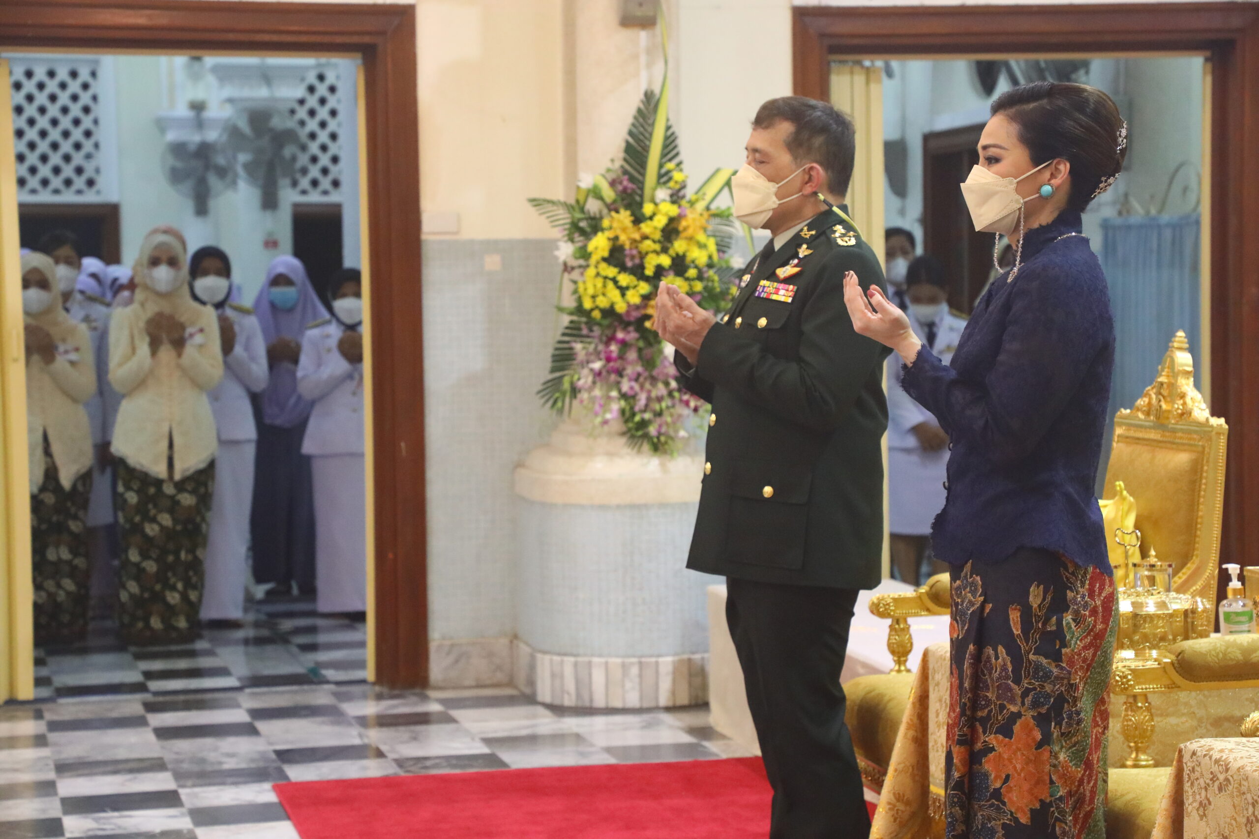ในหลวง พระราชินี เสด็จฯ มัสยิดกลาง ปัตตานี