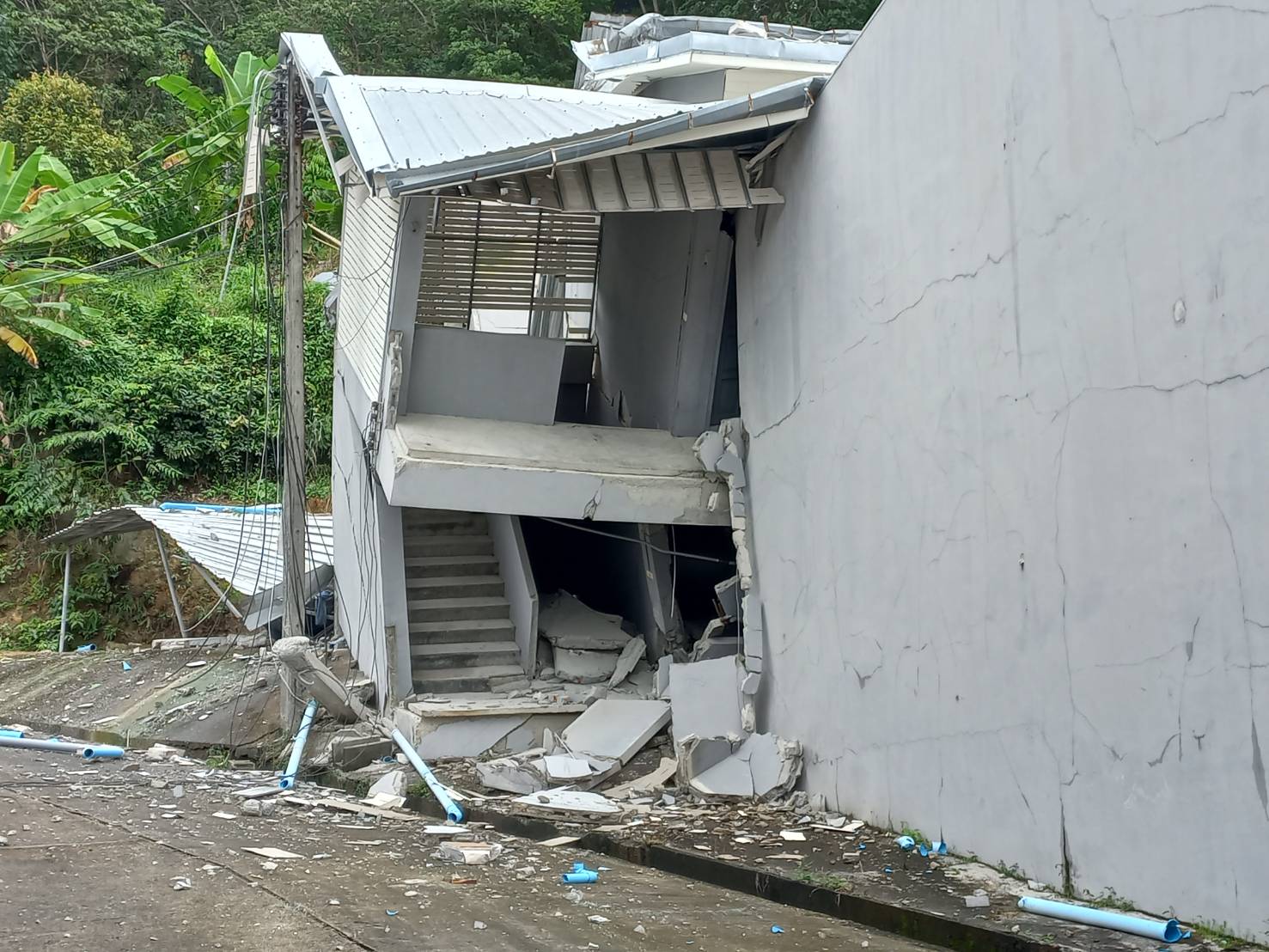 โยธาฯภูเก็ตแจงชัดเหตุตึก 2 ชั้นถล่ม ยันขออนุญาตก่อสร้าง-มีวิศวะคุมถูกต้อง