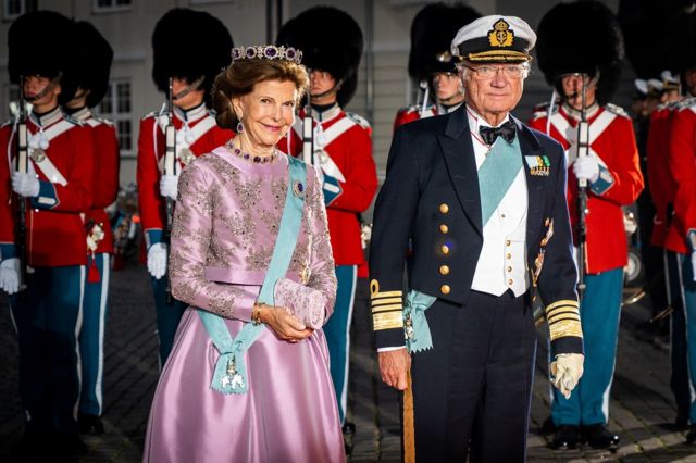 Sweden's King Carl Gustav XVI and Queen Silvia arrive to the command performance at the Royal Danish Theatre to mark Denmark's Queen Margrethe's 50th anniversary of her accession to the throne, in Copenhagen, Denmark September 10, 2022