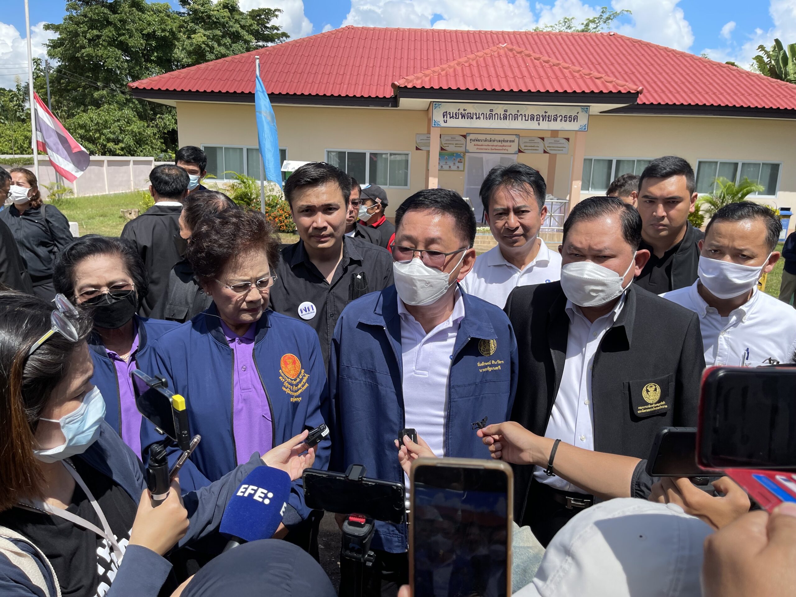เพื่อไทย เตรียมยื่นขอเปิดประชุมสภานัดพิเศษ ถกเหตุกราดยิงหนองบัวลำภู