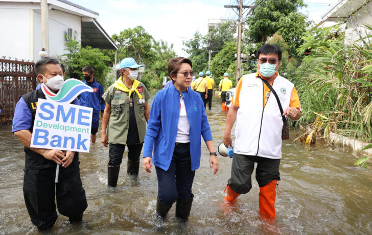 SME D Bank ลงพื้นที่ SME D Bank ออกมาตรการด่วนช่วยเอสเอ็มอีประสบภัย 'พายุโนรู'