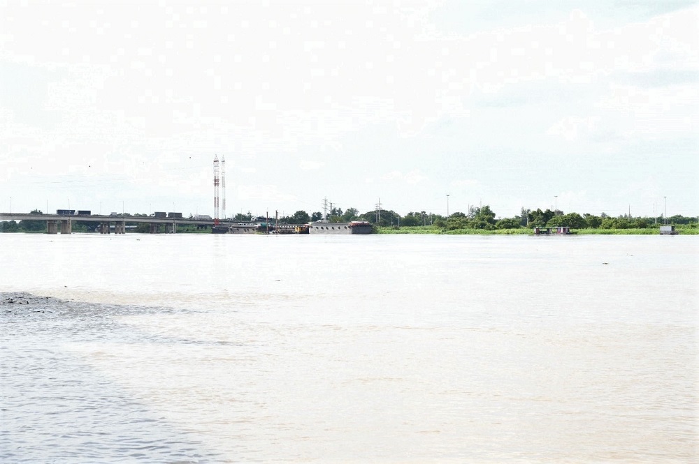 พื้นที่รับน้ำปทุมธานี