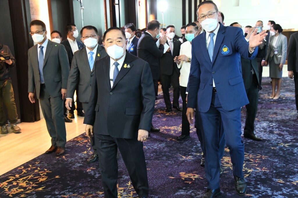พลเอก ประวิตร วงษ์สุวรรณ