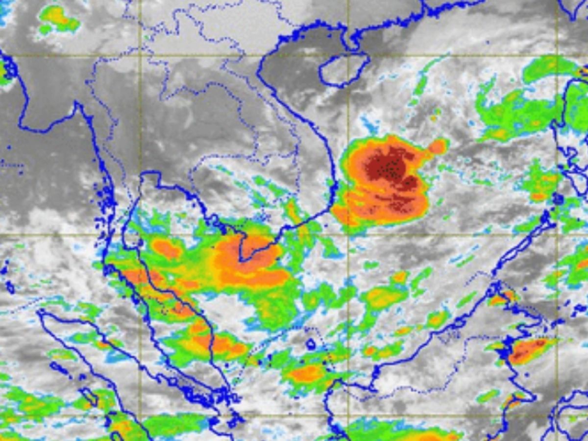 กรมอุตุฯประกาศฉบับ 2 เตือนฝนตกหนัก 12 จังหวัดอีสาน 14-15 ต.ค.