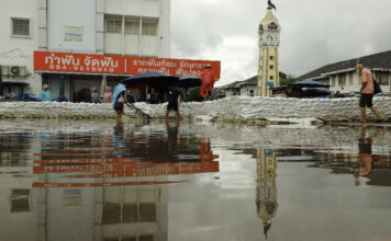 น้ำท่วม ทนนทบุรี กระสอบทราย