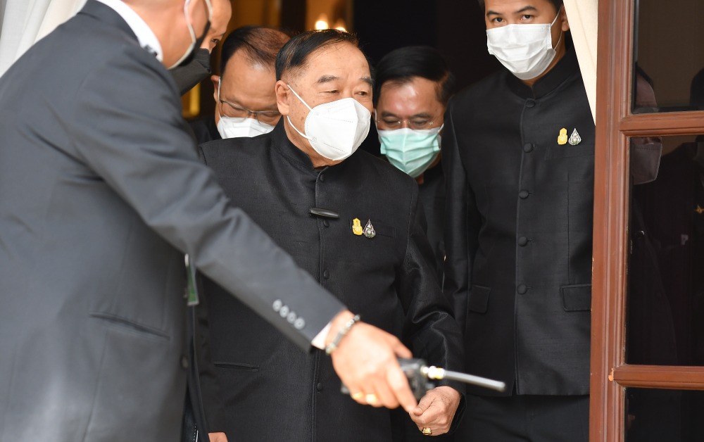 ประวิตรยันพลังประชารัฐ แพไม่แตก ยังเหนียวแน่น