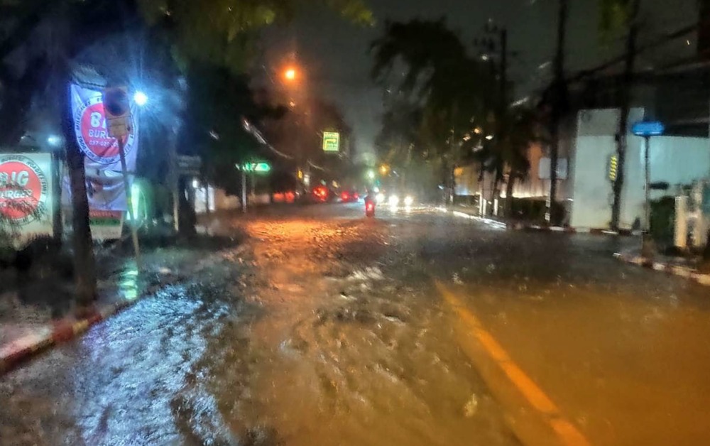 เปิดตัวเลขฝนตก กทม. กันยายน 65 เดือนเดียว ตก 38 ครั้งใน 28 วัน