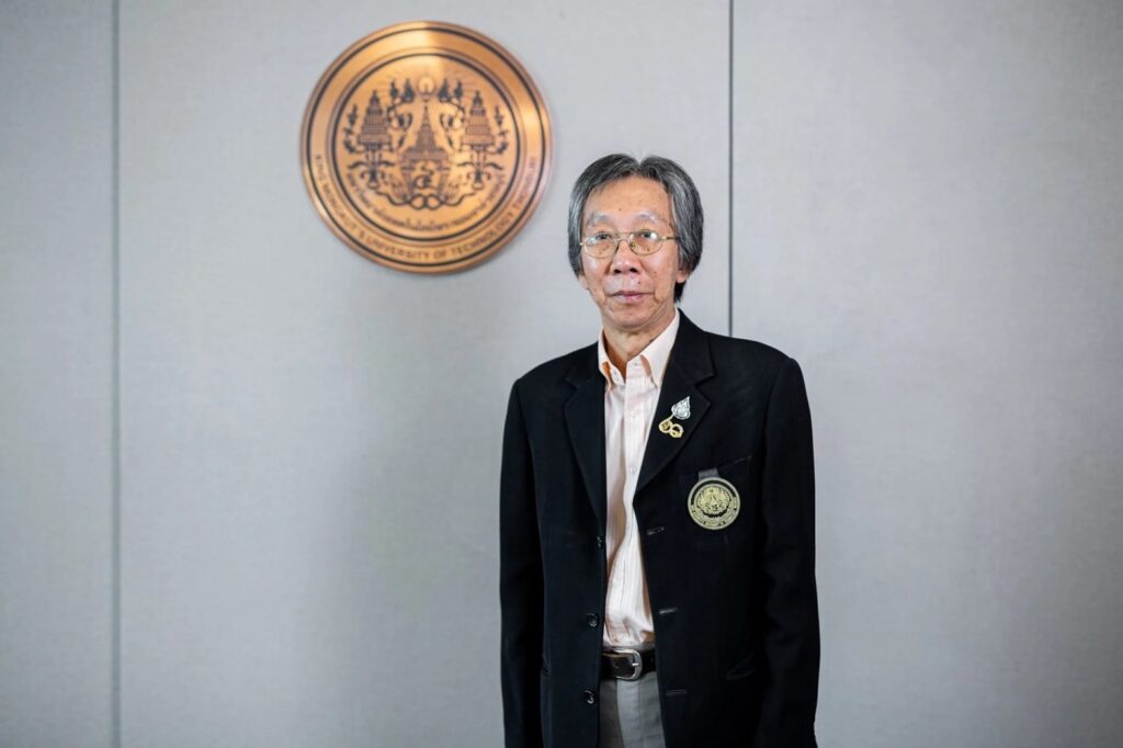 รศ.ดร.สุวิทย์ แซ่เตีย