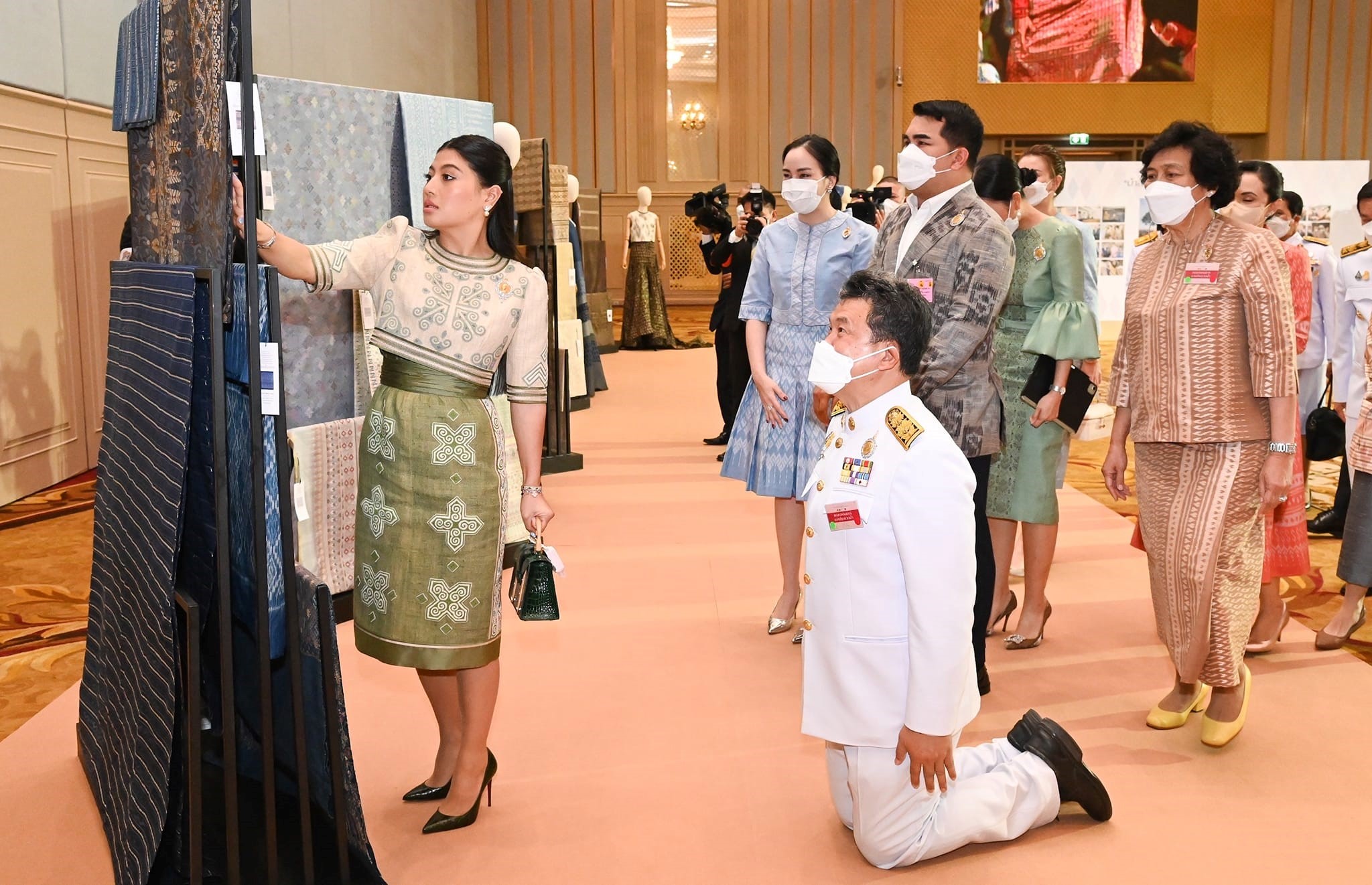 เปิดใจ ปลัด ปมท. โครงการผ้าไทยใส่ให้สนุก พลิกชีวิตชาวบ้าน สร้างความมั่นคงเศรษฐกิจฐานราก ย้ำอัตลักษณ์ที่หลายประเทศทั่วโลกไม่มี