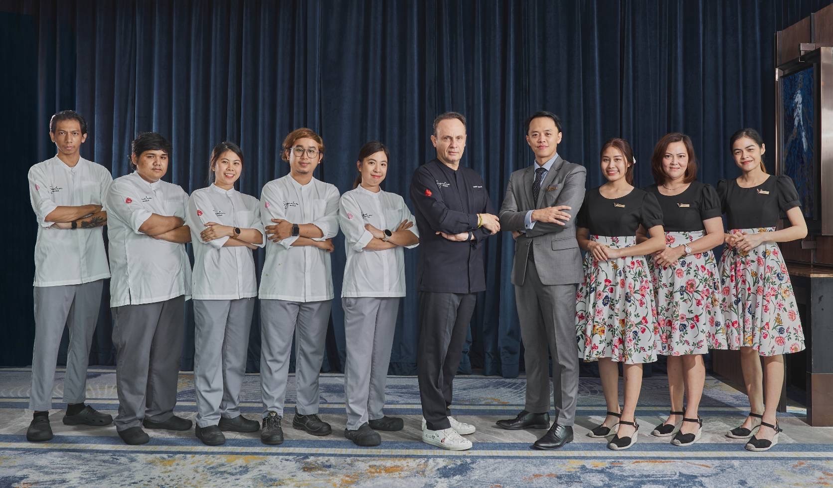 ห้องอาหาร Signature Bangkok นำทีมโดยเชฟ Thierry Drapeau อดีตเชฟมิชลินสตาร์ 2 ดาว