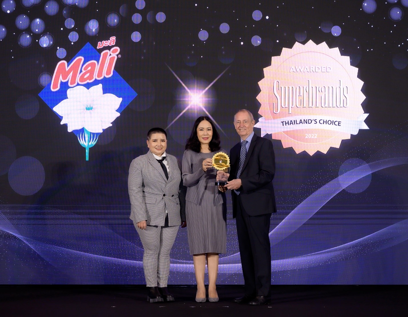 ตอกย้ำแบรนด์ยอดขายอันดับ 1 นมตรามะลิคว้ารางวัล “Superbrands Awards 2022” ครองใจผู้บริโภค