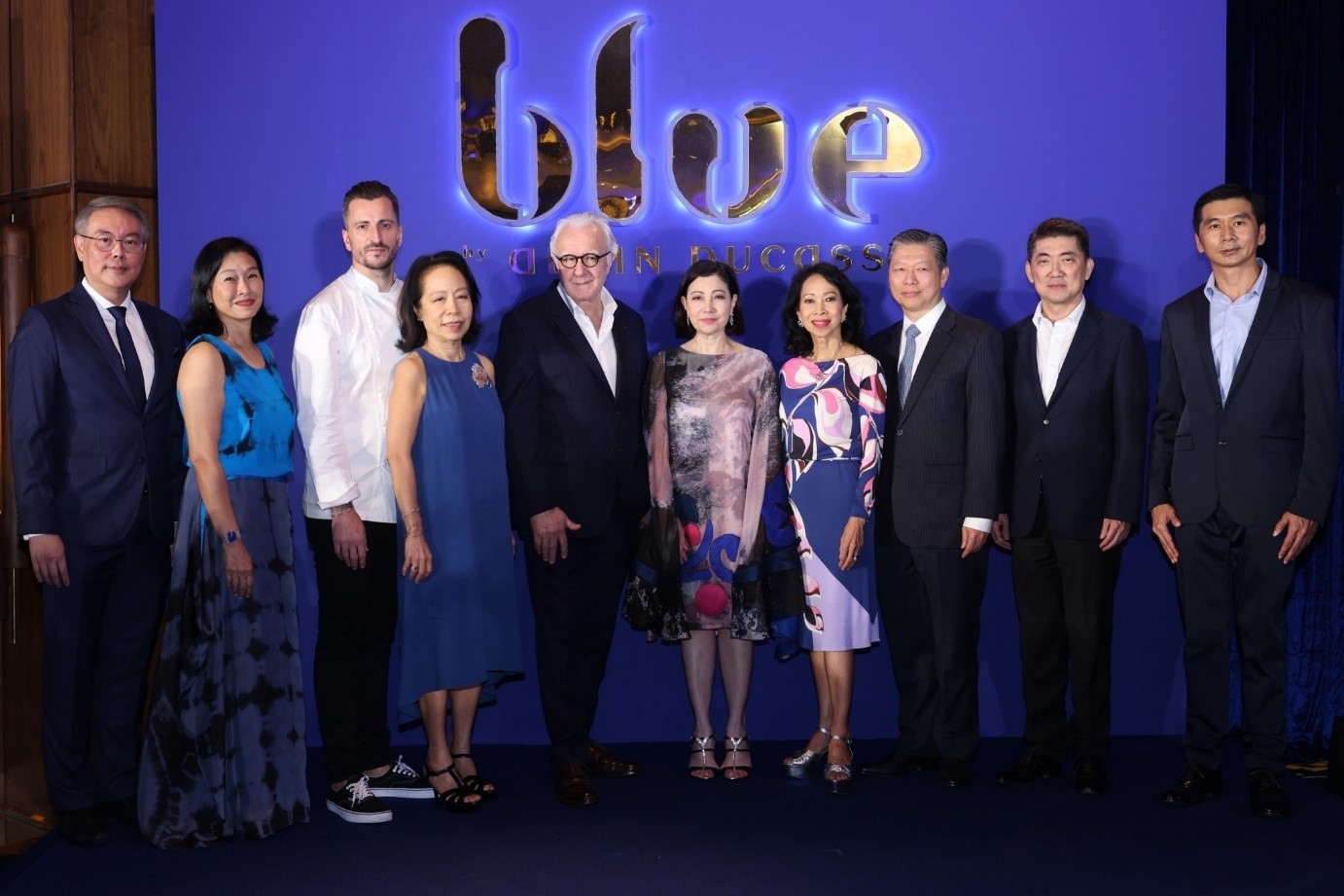 ‘อลัง ดูคาส’ บินลัดฟ้าสู่กรุงเทพร่วมฉลอง 3 ปี ของ Blue by Alain Ducasse จับมือเชฟวิลฟริด ฮ็อคเกต รังสรรค์มื้อพิเศษ เดือนพฤศจิกายนนี้