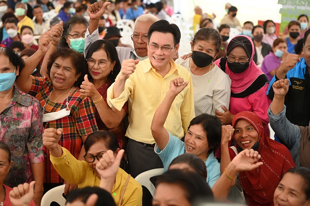 จุรินทร์ ลักษณวิศิษฏ์ 