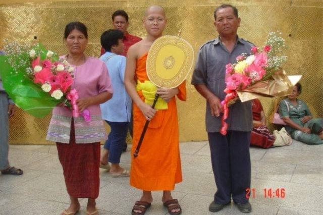 Phra Prasert Panyawaro with his mother and father in Thailand