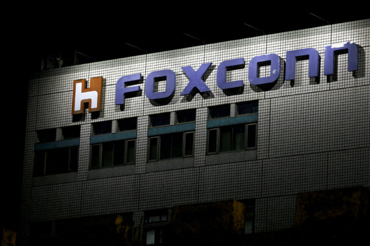 ฟ็อกซ์คอนน์ จ่ายโบนัสสูงสุด 6.4 หมื่น ให้พนักงานโรงงานไอโฟนเจิ้งโจว