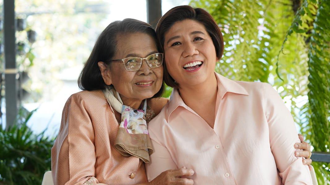 การต่อสู้ของลูกสาวเพื่อแม่ที่ป่วย “มะเร็งปอดระยะสุดท้าย” จนมีชีวิตเป็นสุขมาเกือบ 10 ปี  
