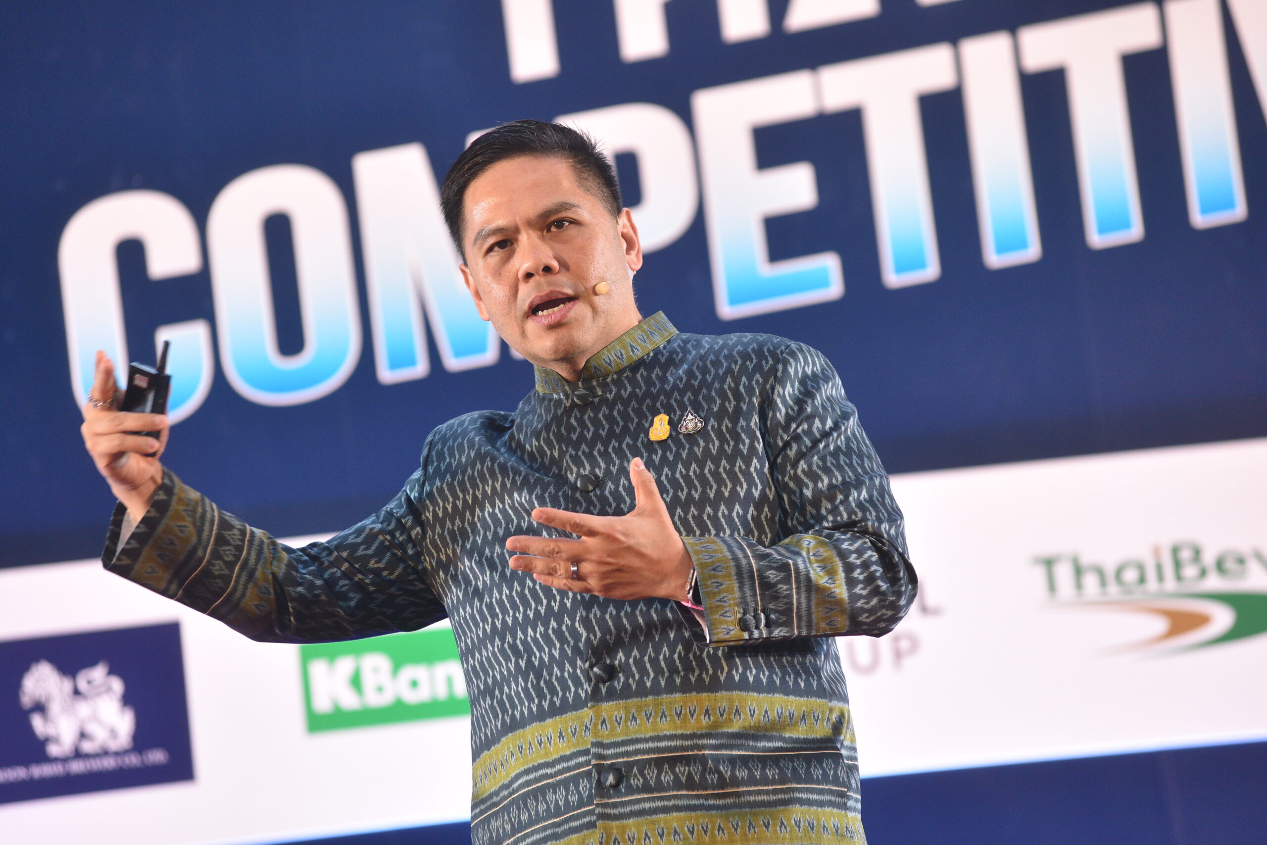 วราวุธ หนุนเอกชนดัน BCG-ESG ขับเคลื่อนธุรกิจ ลดคาร์บอน 40% ใน 8 ปี