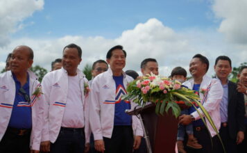 พีระพันธุ์ จ่อ คุย ประยุทธ์ ทาบ นั่งแคนดิเดตนายกฯ รวมไทยสร้างชาติ