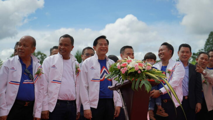 พีระพันธุ์ จ่อ คุย ประยุทธ์ ทาบ นั่งแคนดิเดตนายกฯ รวมไทยสร้างชาติ