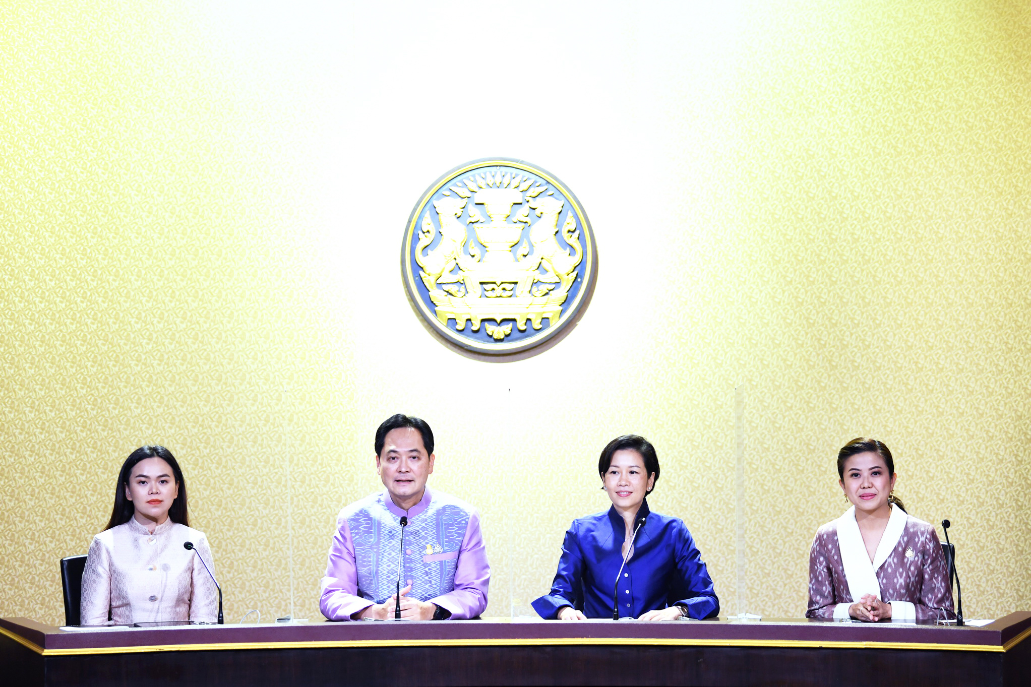 เช็กมติ ครม. 29 พ.ย. แต่งตั้งทุกตำแหน่ง ไฟเขียว ผู้ว่าฯพัทลุงหญิงคนใหม่