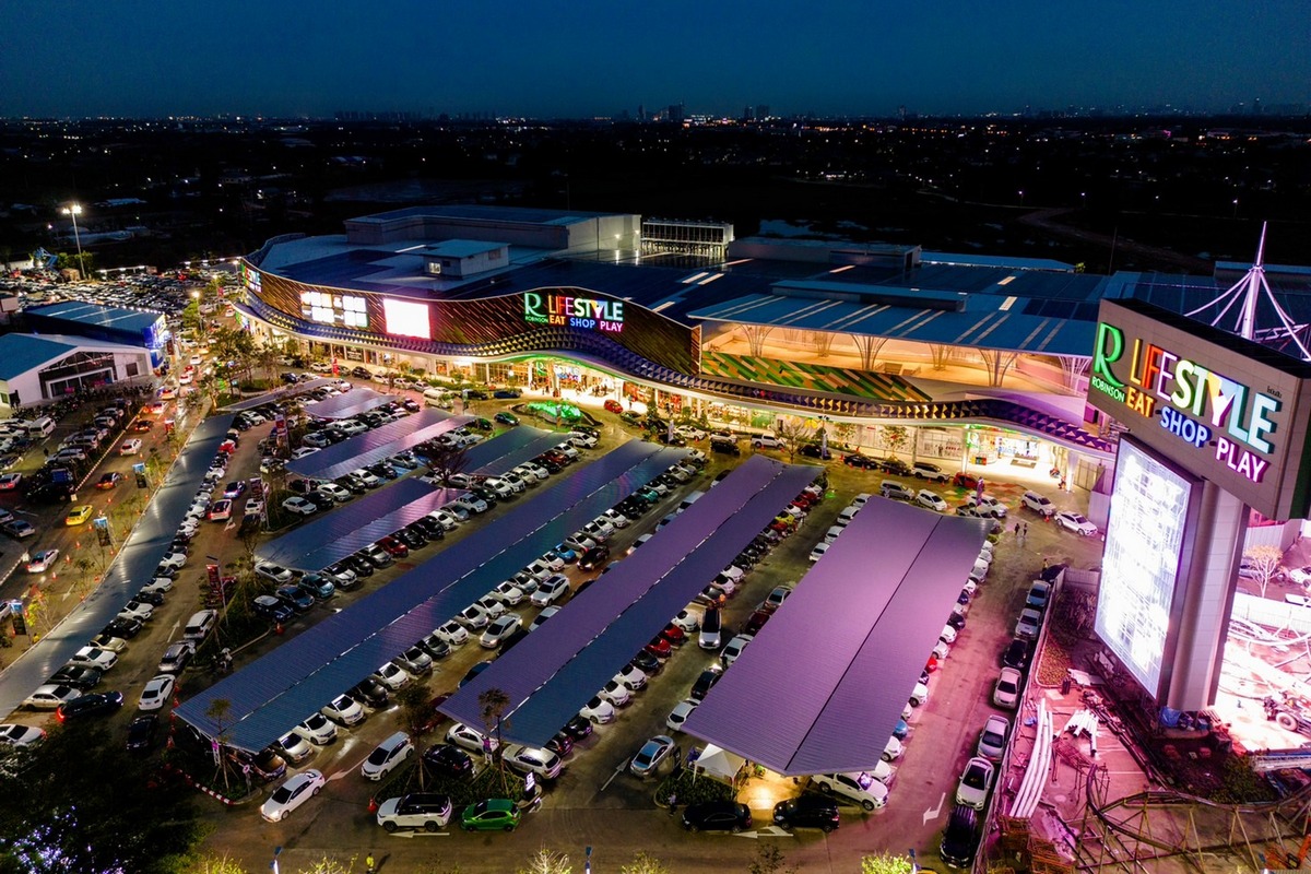 “โรบินสัน ราชพฤกษ์” เปิดแล้ว แฟลกชิปสโตร์แห่งใหม่ ชิงกลุ่มไฮสเปนดิ้ง