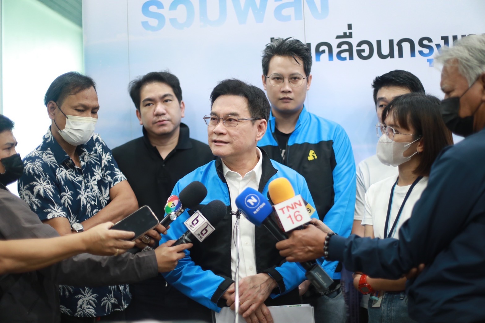 จุรินทร์ ยอมรับ ประชาธิปัตย์ อึดอัด ประยุทธ์ ไม่ปรับครม. นริศ ถูกดอง 6 สัปดาห์