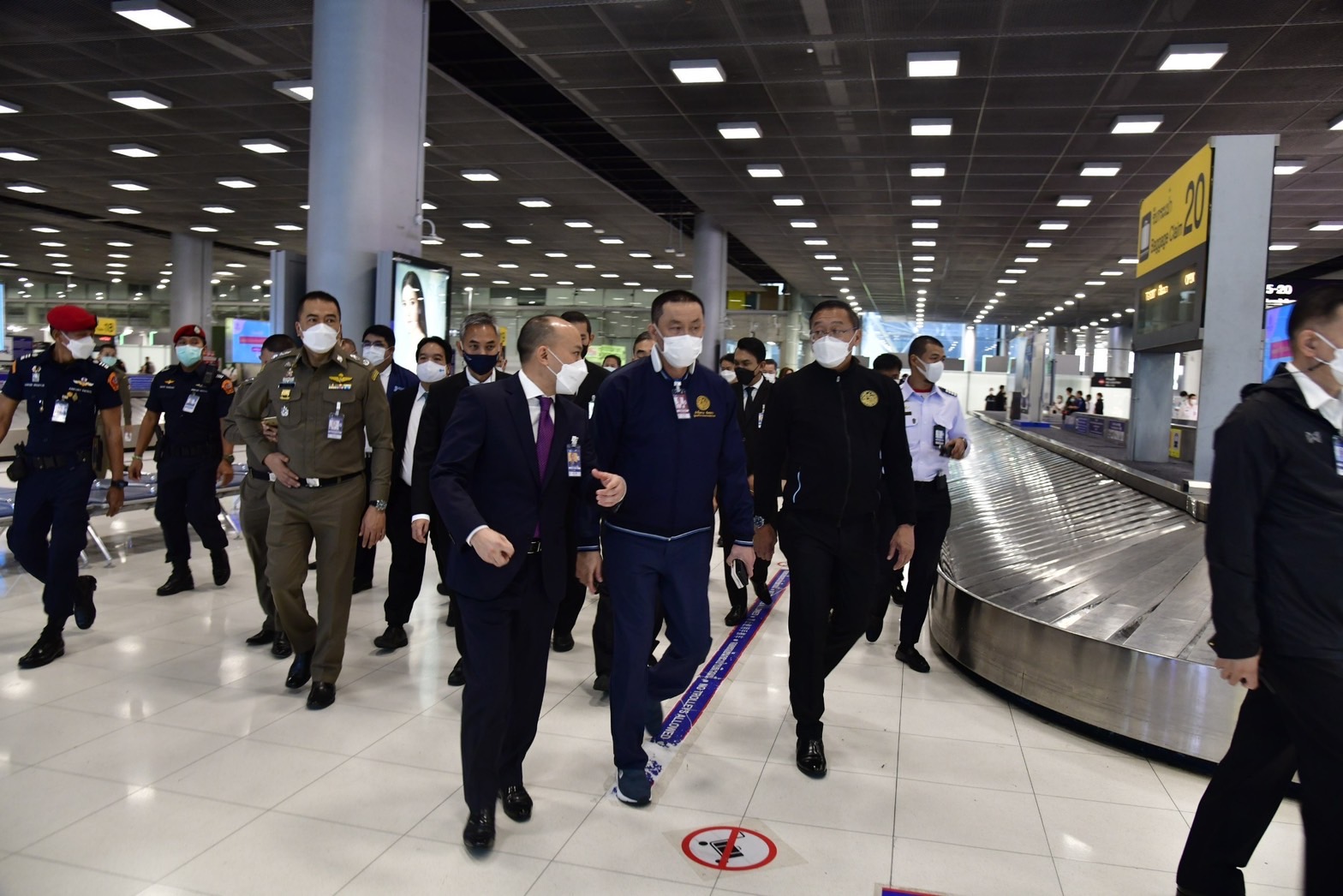 ศักดิ์สยาม ตรวจสุวรรณภูมิเตรียมความพร้อมรับการประชุมเอเปค