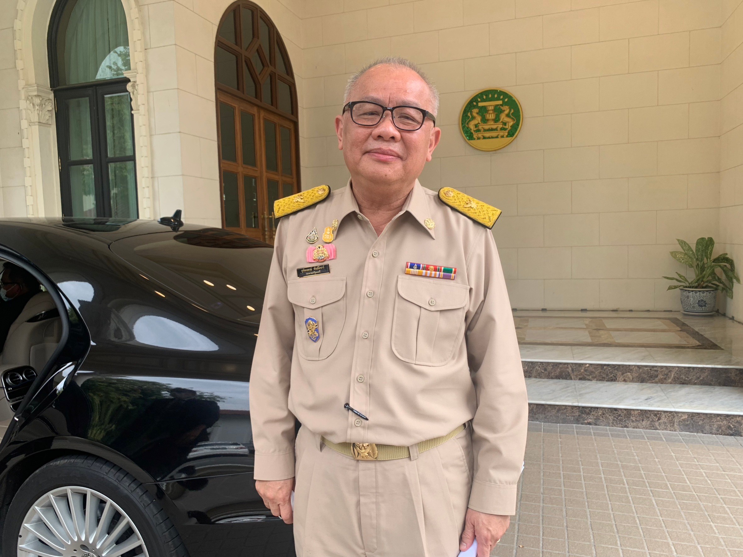 สุพัฒนพงษ์ ยอมถอนกฎหมายต่างชาติซื้อที่ดิน ปรับเกณฑ์ให้สังคมพอใจ