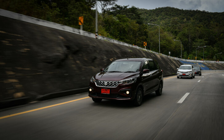 suzuki ertiga hybrid-4041