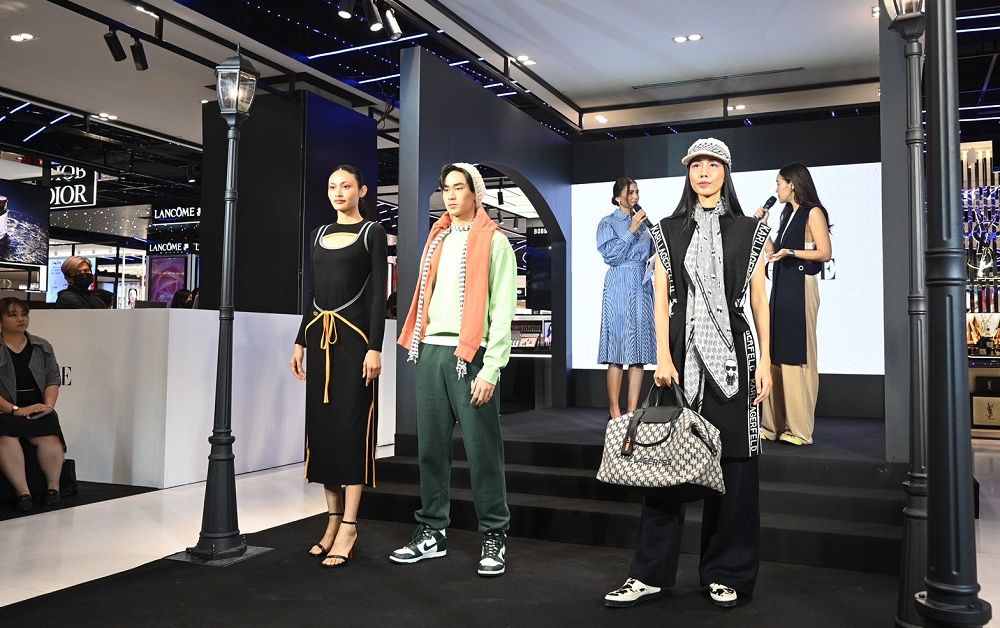 เทรนด์แฟชั่น Autumn Winter 2022 ยีนส์-สปอร์ตชิค-ลายปรินต์