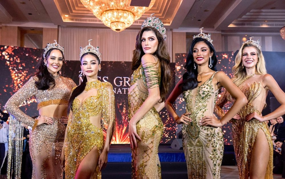 แฟนมีต “ควีนเบล-อิงฟ้า” จัดเต็มแฟชั่นโชว์-คอนเสิร์ต