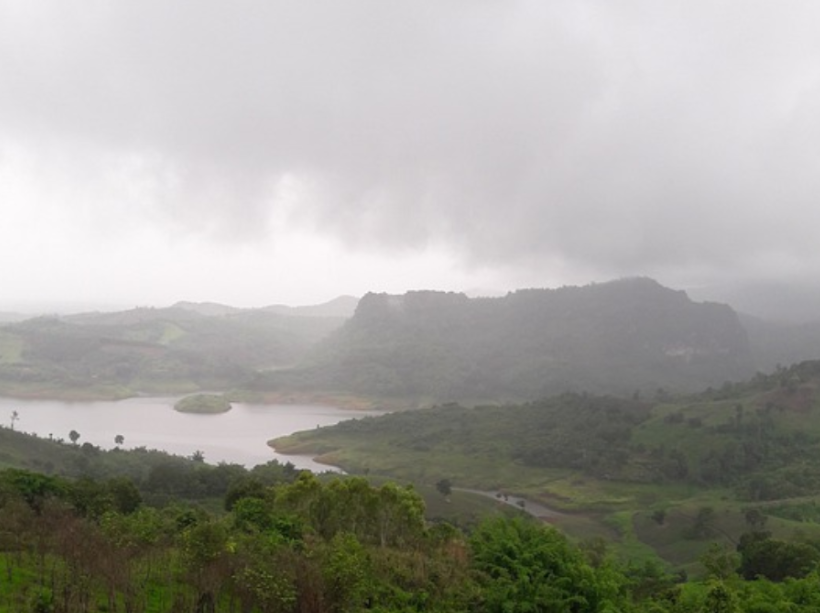 สภาพอากาศวันนี้ (18 พ.ค.) ฝนตก 27 จังหวัด โดยเฉพาะภาคใต้ฝนตกหนัก