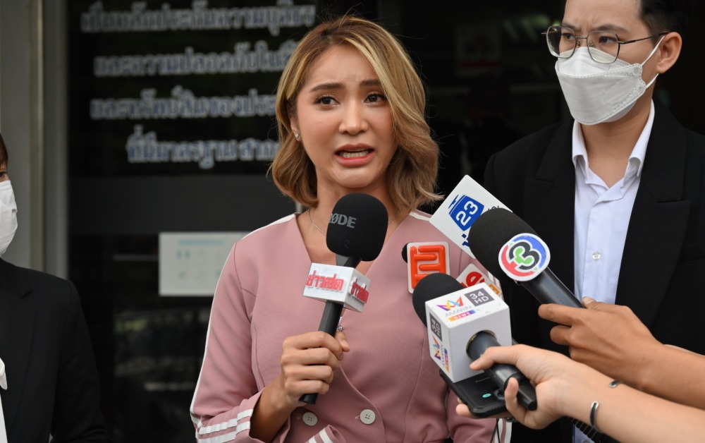 มินดา แจ้งความเอาผิดนักแสดงหนุ่ม ทำร้ายร่างกาย กระทบจิตใจ