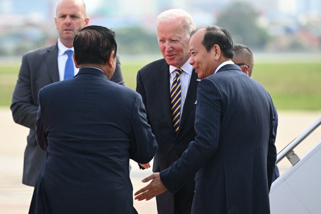 ไบเดน ถึงกัมพูชา ร่วมถกอาเซียนซัมมิท ก่อนเจอ สี จิ้นผิง ประชุม G 20