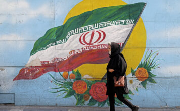 อัยการสูงสุดอิหร่าน ส่งสัญญาณระงับการปฏิบัติหน้าที่ "ตำรวจศีลธรรม"