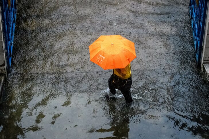 ประกาศเตือนอากาศแปรปรวน ฝนตกหนัก