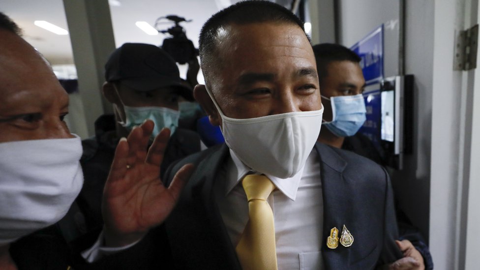 ประสิทธิ์ เจียวก๊ก ผู้กว้างขวางที่ถูกหาว่า “เข้านอกออกในกองทัพ” และเบื้องหลังไอโอ