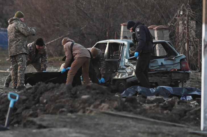 Aftermarh of a Russian missile strike in Zaporizhzhia รัสเซียปูพรมถล่มยูเครนรอบใหม่ ตอบโต้โดรนโจมตีฐานทัพอากาศ