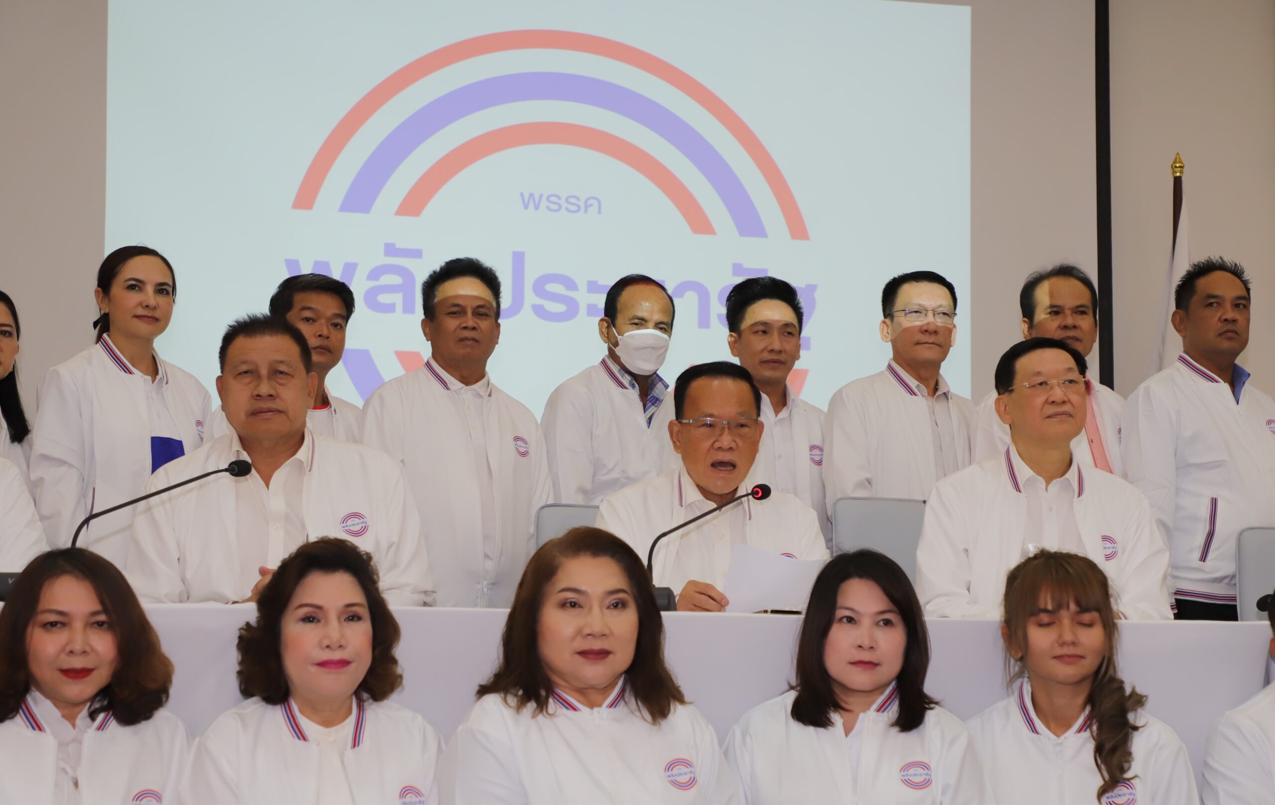 พลังประชารัฐ เปิดตัวว่าที่ ส.ส. กว่า 50 ชีวิต บุญสิงห์ ลูกน้องธรรมนัส กลับถิ่นเก่า