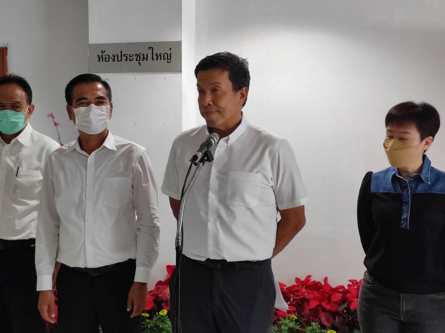 ชัชชาติ อ้อนรัฐบาลขออุดหนุนท้องถิ่น หลังลดภาษีที่ดิน