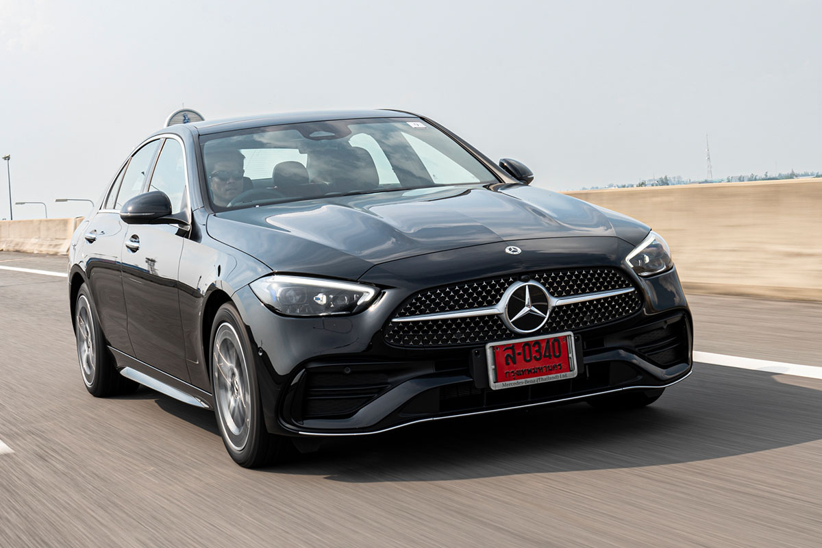 C-Class C 350e AMG Dynamic วิ่งด้วยไฟฟ้าไกลถึง 100 กม. น่าสน