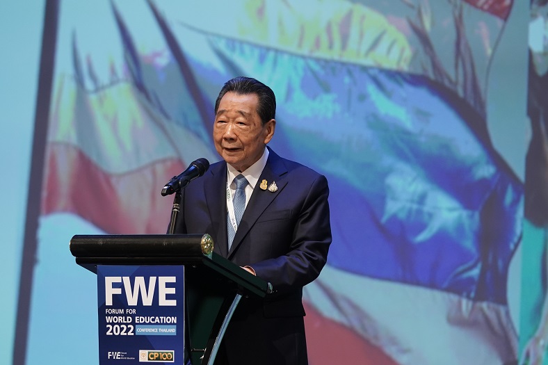 เจ้าสัวธนินท์ เปิดเวที FWE แนะการศึกษา พัฒนาคนมาทำงานให้เร็วที่สุด