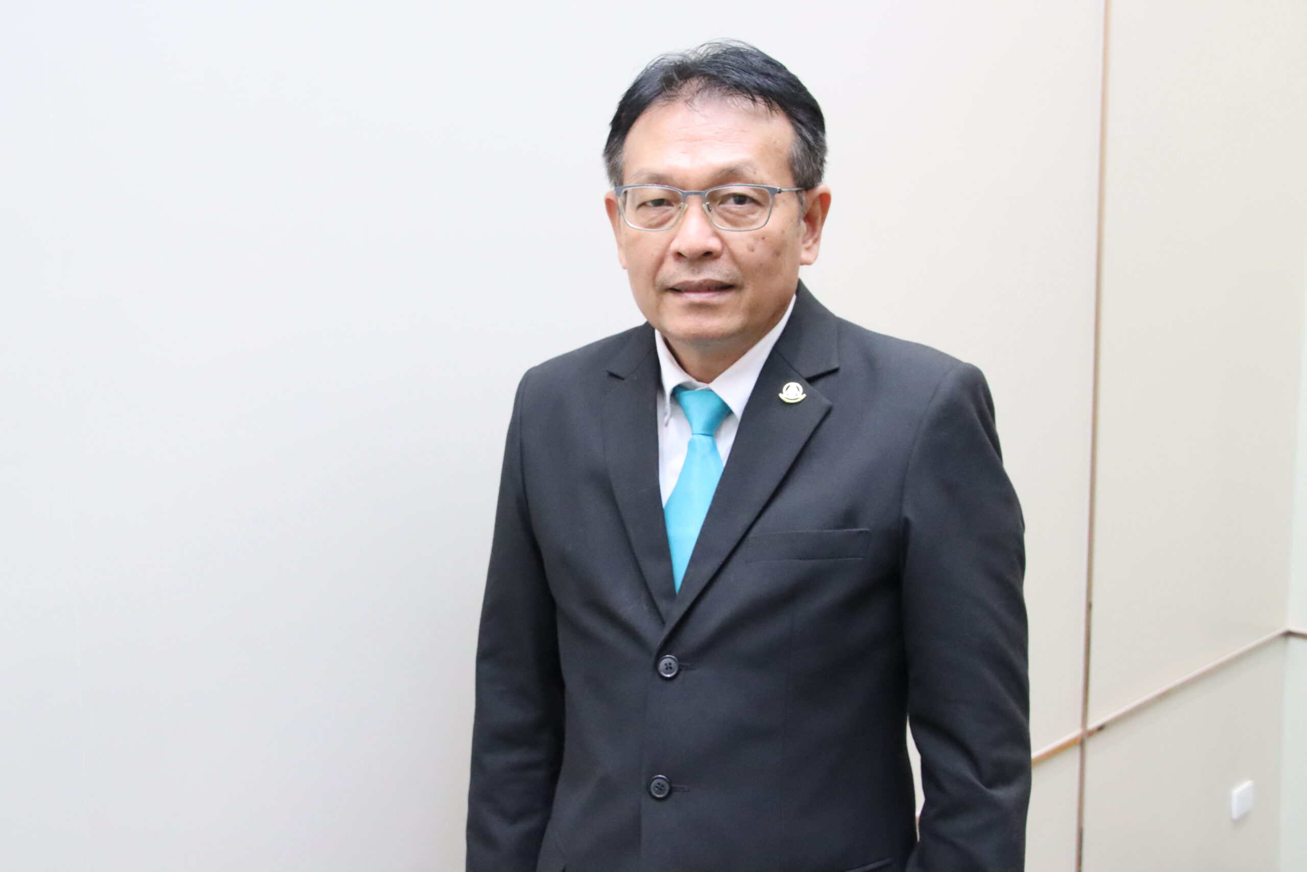 ประแสง มงคลศิริ