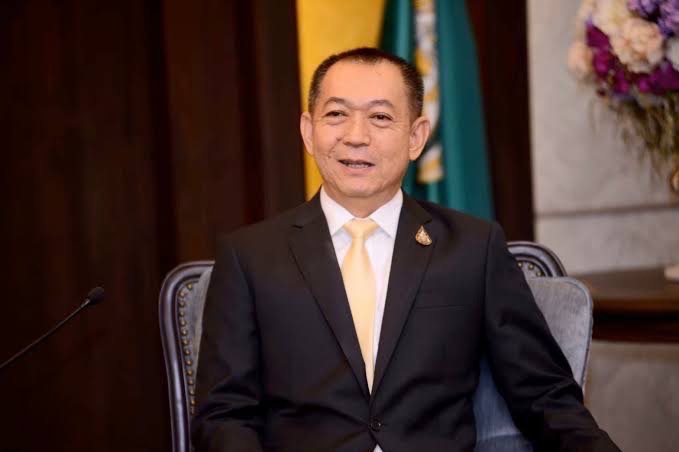 เฉลิมชัย ศรีอ่อน เฉลิมชัย ศรีอ่อน