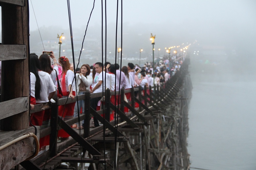 สะพานมอญ กาญจนบุรี