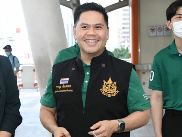 วราวุธ ศิลปอาชา ของขวัญปีใหม่ทส. 'วราวุธ' สร้างสุขคนไทย รับปีกระต่าย 2 เซ็ทใหญ่ยิงยาวตลอดปี 66