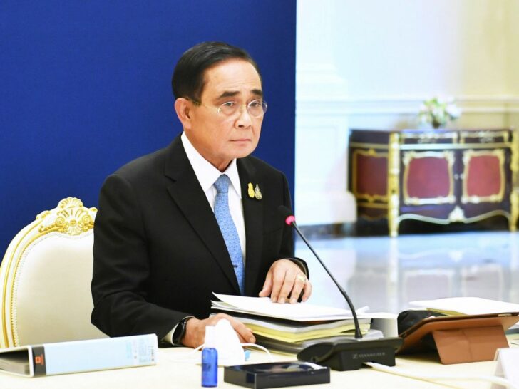 ประยุทธ์ จันทร์โอชา ประยุทธ์ กระทุ้ง จ่ายเงินเยียวยาน้ำท่วม สั่ง ก.แรงงาน-ท่องเที่ยว อุ้มคนว่างงานด่วน