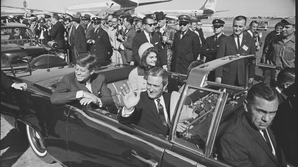 เปิดเอกสารหมื่นหน้า เหตุลอบสังหาร JFK ยุติทฤษฎีสมคบคิดได้หรือ
