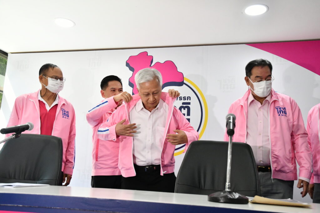 นายกนก วงษ์ตระหง่าน